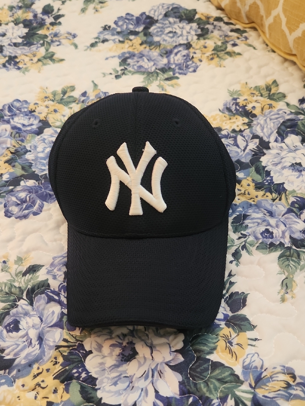 New Era Navy Blue and White NY Logo Baseball Cap